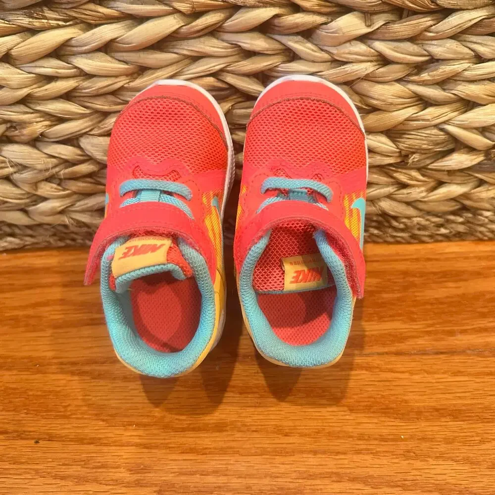Nike downshifter fade
